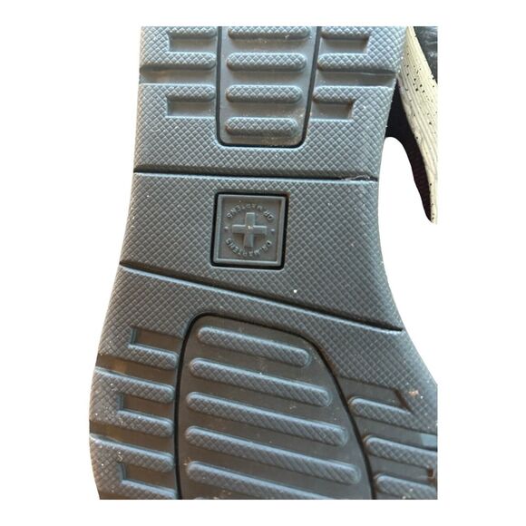 Dr Martens Telkes Knit Boots in Burgundy/ Maroon woman's size‎ 6 - Picture 9 of 9